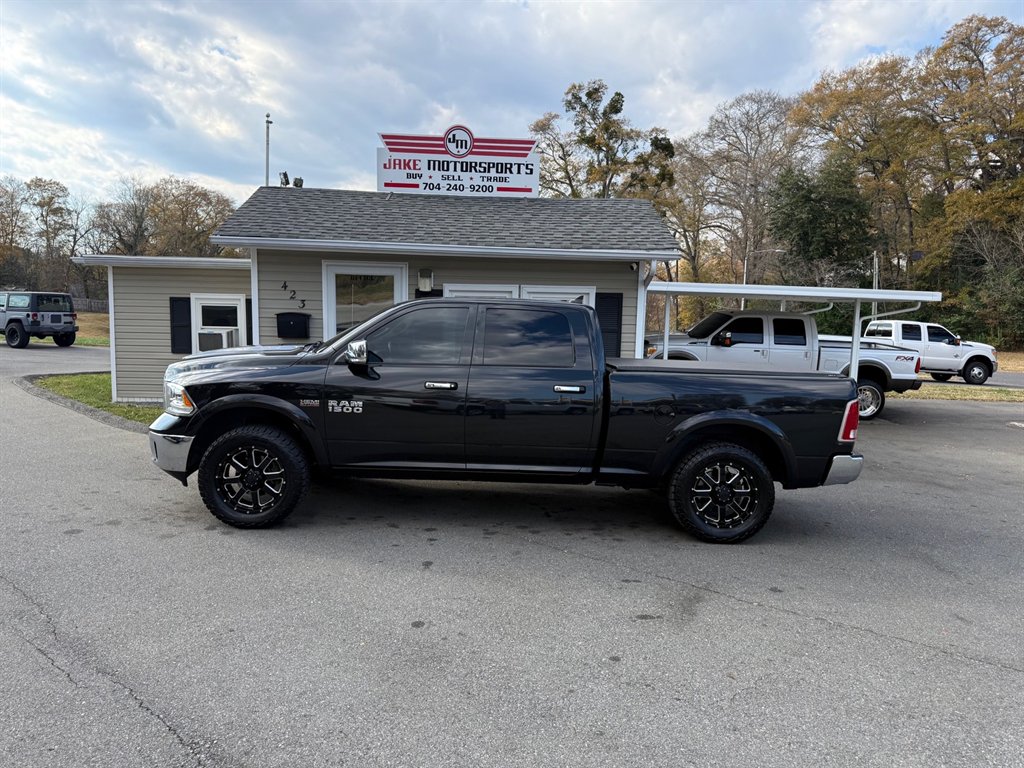 2017 RAM Ram 1500 Pickup Laramie's photo
