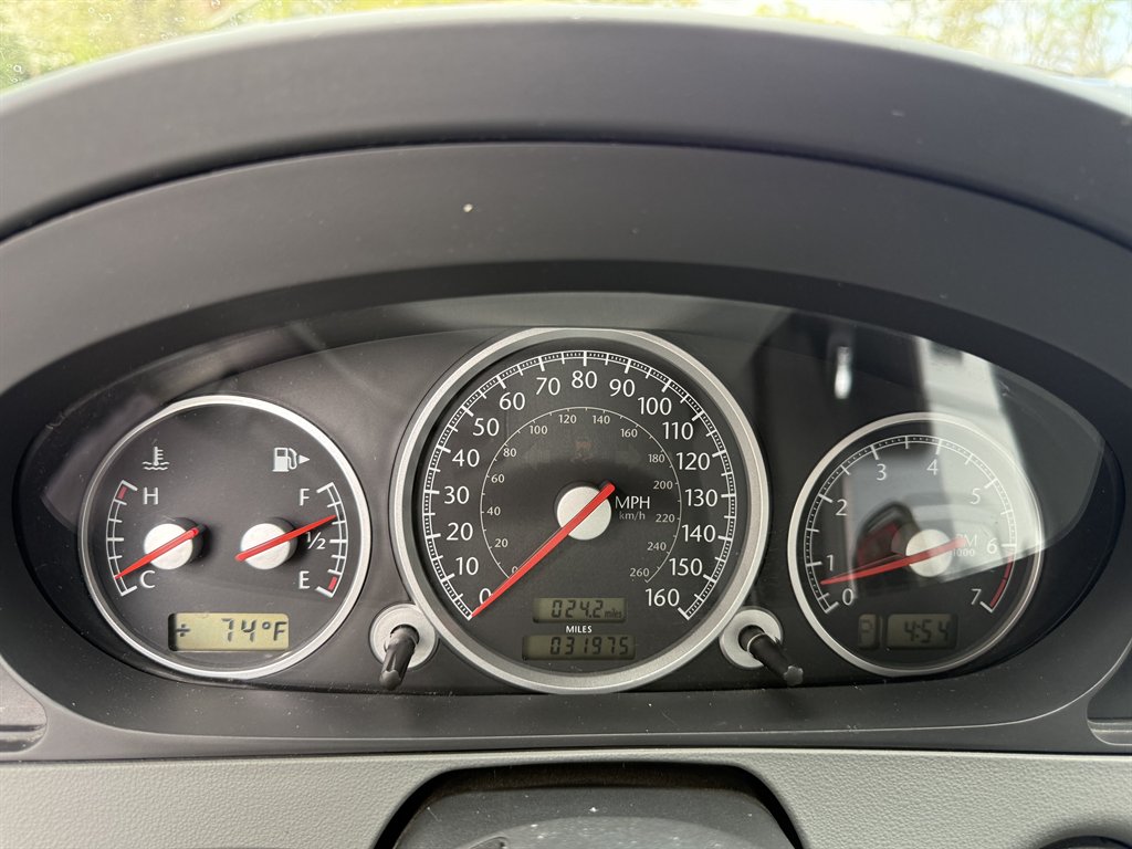 2006 Chrysler Crossfire Limited - Photo 9