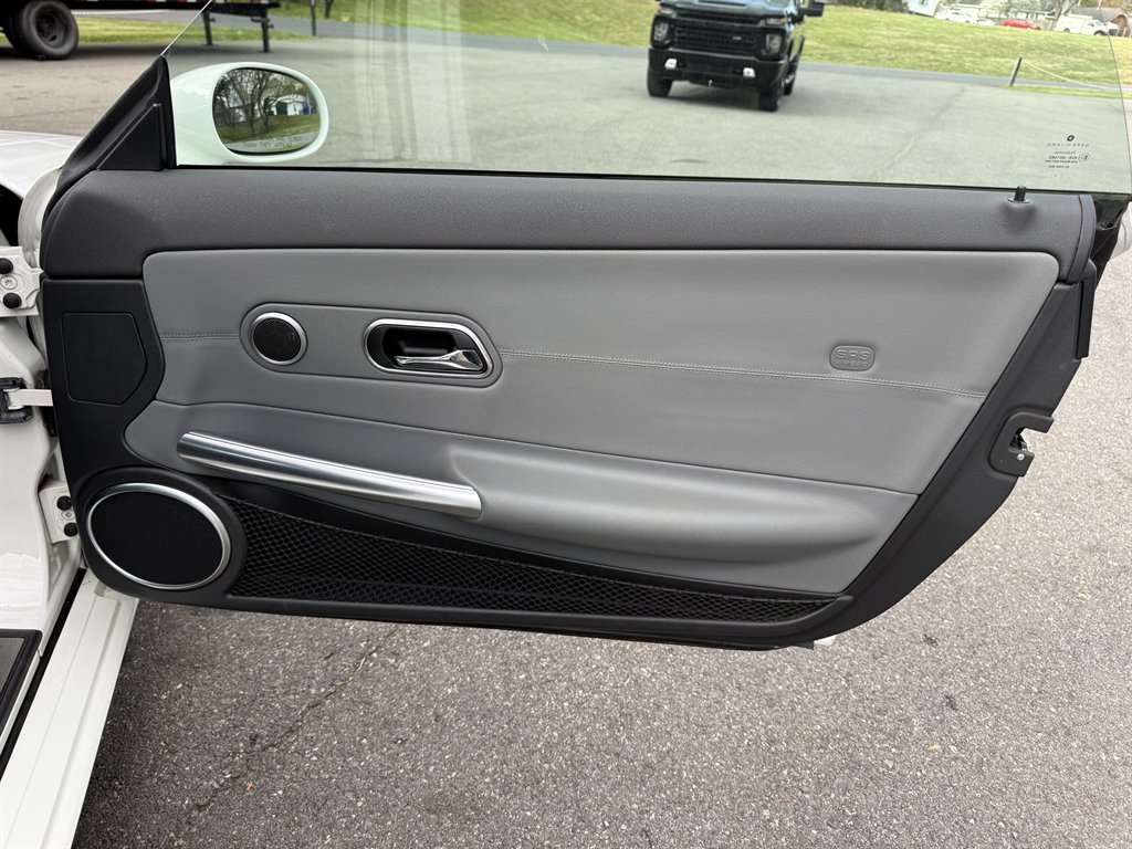 2006 Chrysler Crossfire Limited - Photo 13