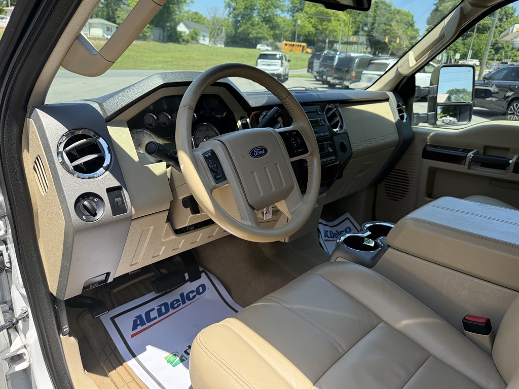 2008 Ford F-350 Super Duty Lariat - Photo 8