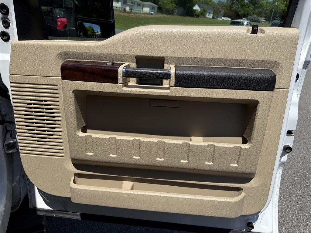 2008 Ford F-350 Super Duty Lariat - Photo 18