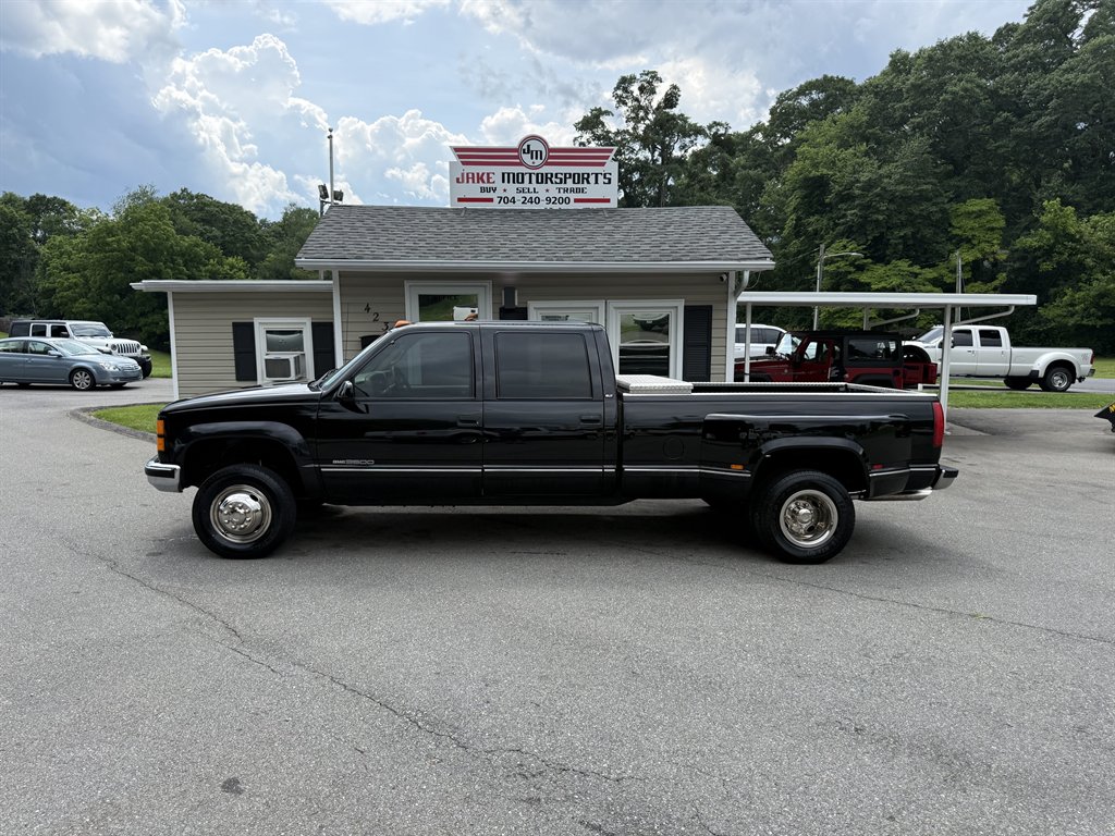 1998 GMC Sierra's photo