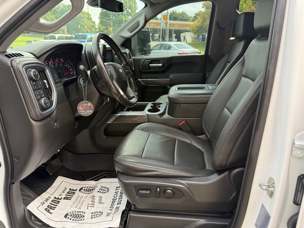 2022 Chevrolet Silverado 2500HD LTZ - Photo 6